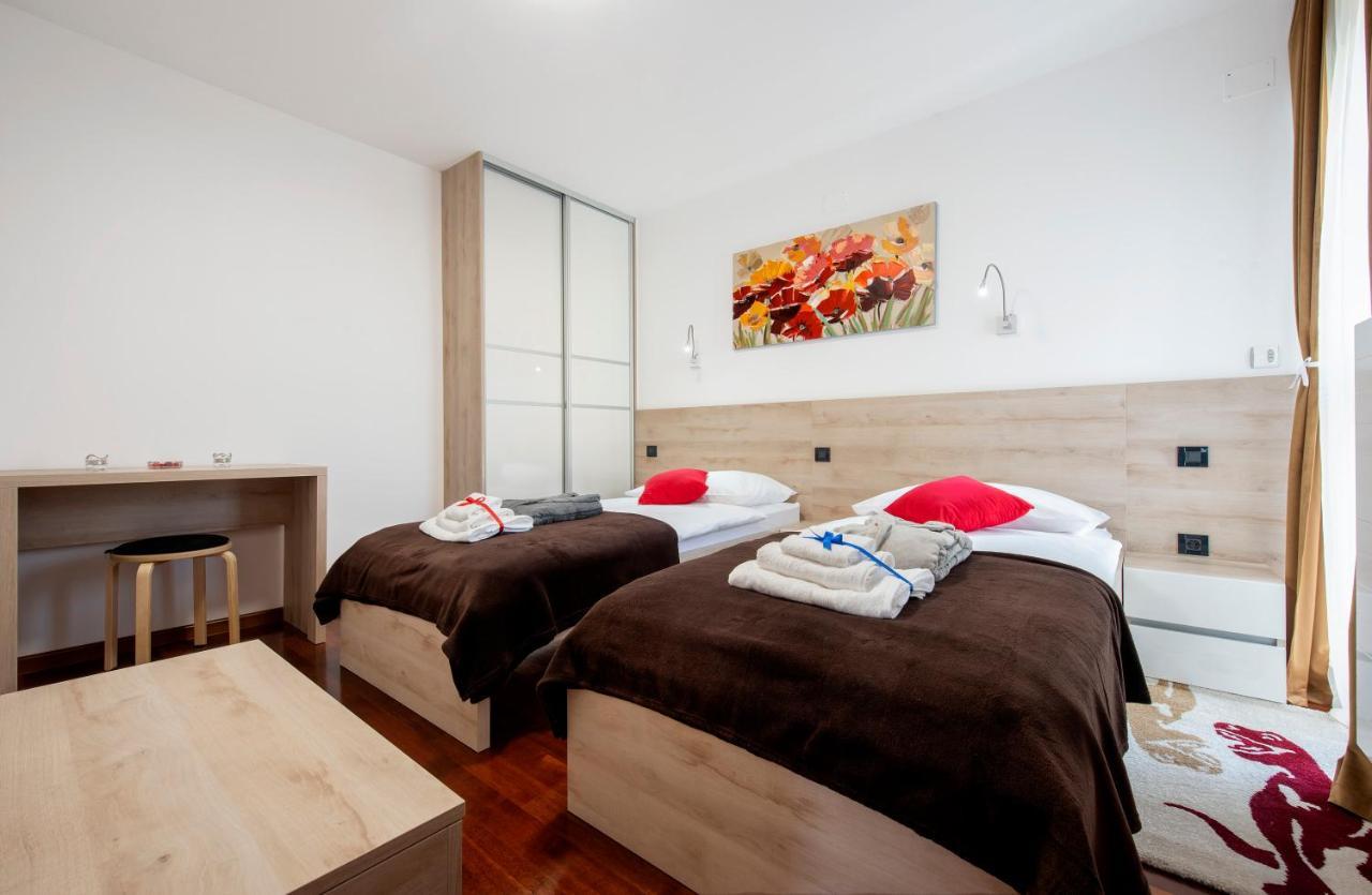 Ratkajec Luxury Apartments Βαράζντιν Εξωτερικό φωτογραφία