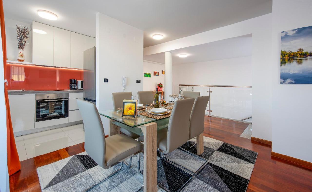 Ratkajec Luxury Apartments Βαράζντιν Εξωτερικό φωτογραφία
